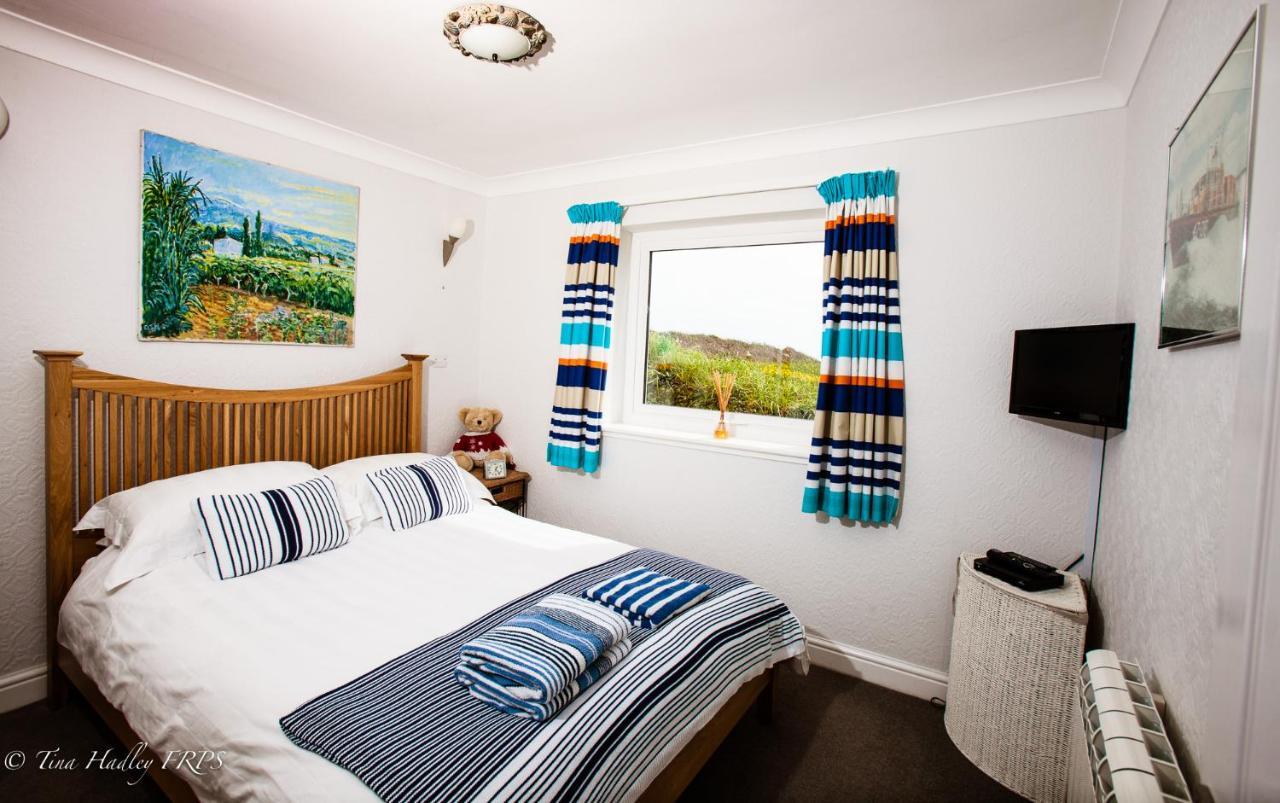 The Old Dairy, Land'S End, Sennen Appartement Buitenkant foto