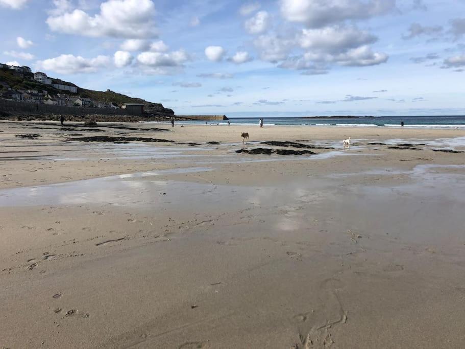 The Old Dairy, Land'S End, Sennen Appartement Buitenkant foto