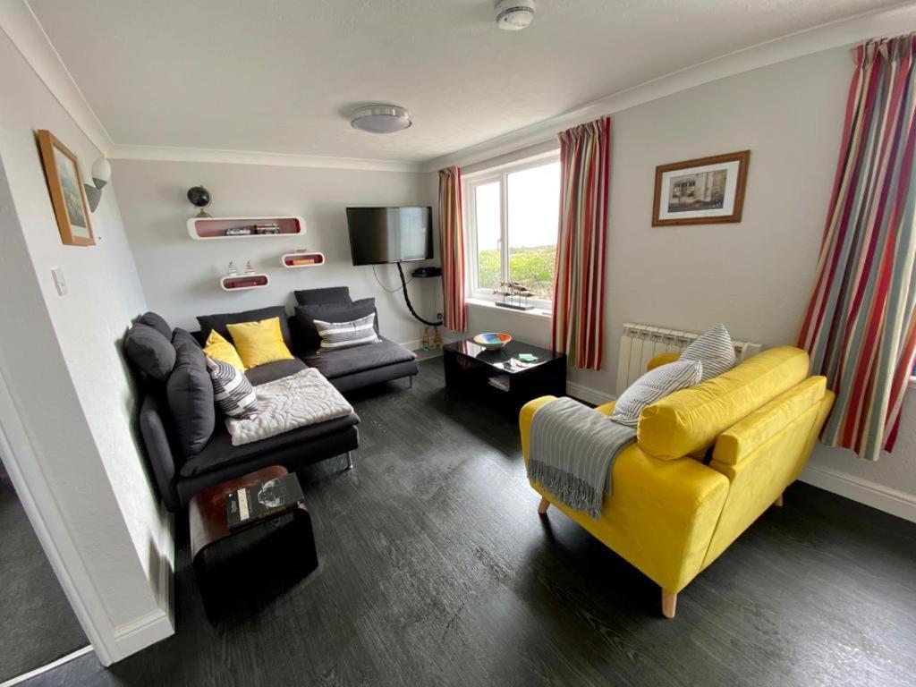 The Old Dairy, Land'S End, Sennen Appartement Buitenkant foto